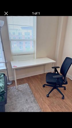 Desk& Chair