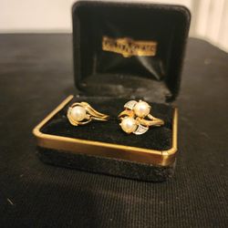 Gold Rings With Diamonds And Pearls