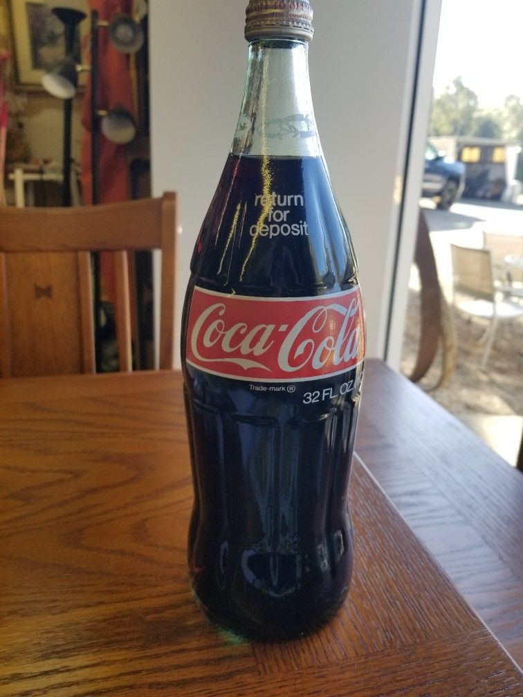 (8) 1980 32 Fluid Oz. Coca Cola Green Glass Unopened Bottles