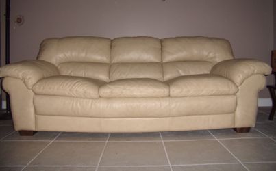 Leather Sofa - Excellent Condition