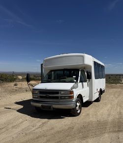 Tiny Home / Camper / Mobile Business Shuttle Bus – Runs & Drives – $7,000