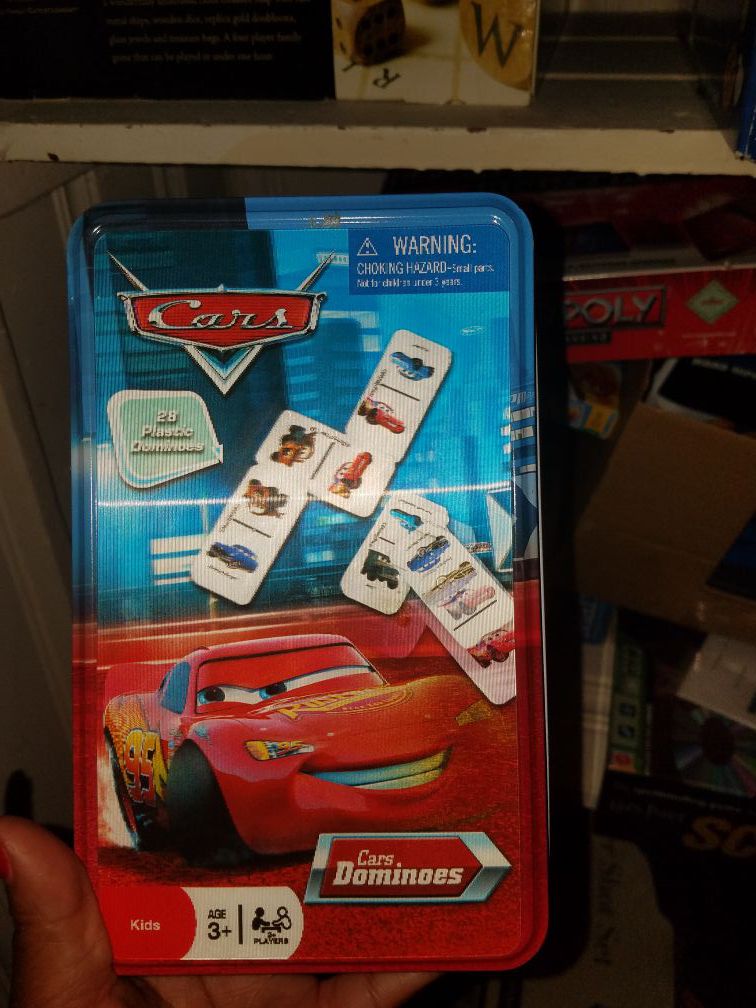 Cars Dominos with metal tin