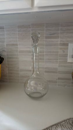 Plastic decanter