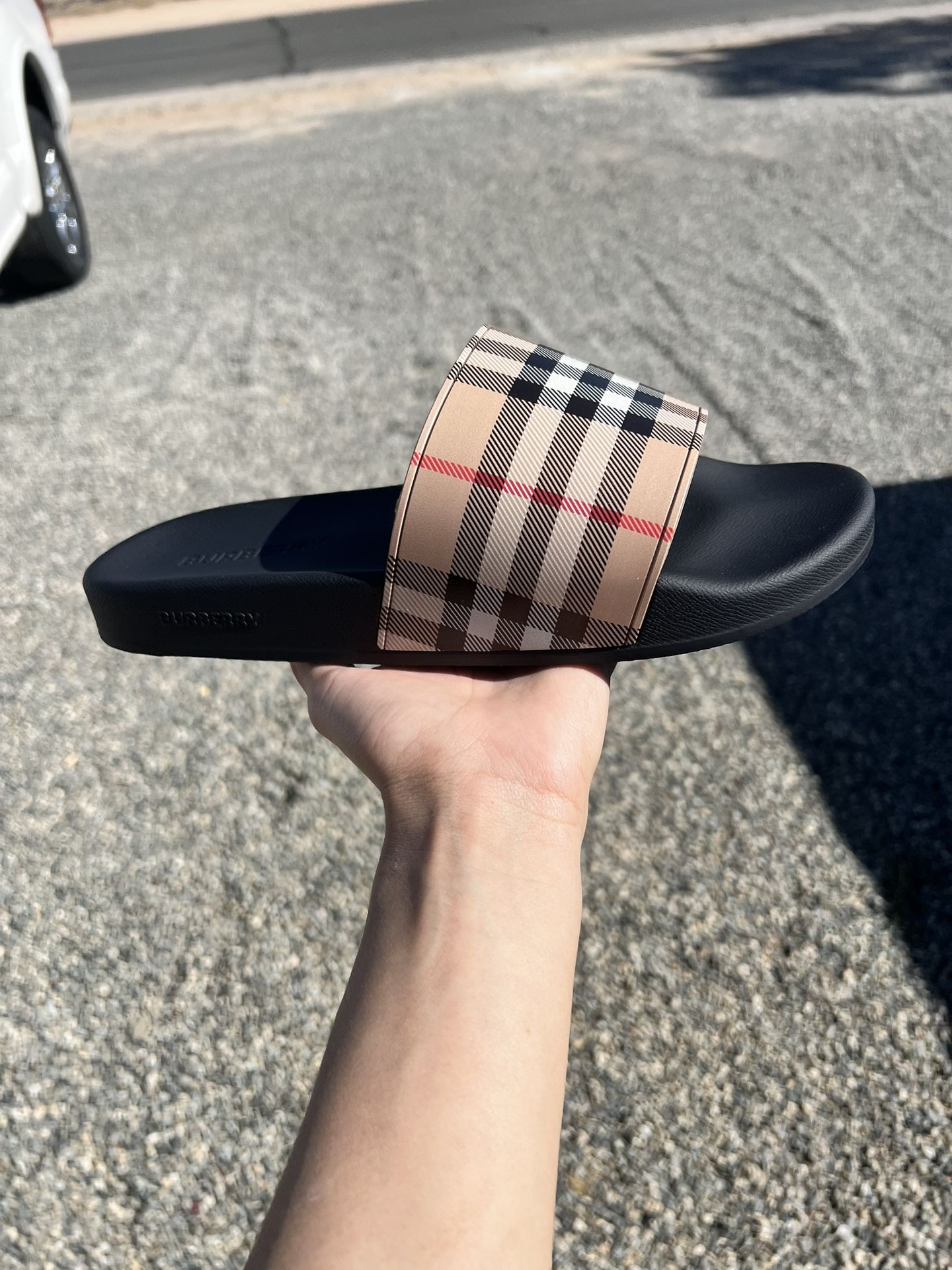 Burberry Slides Size 10