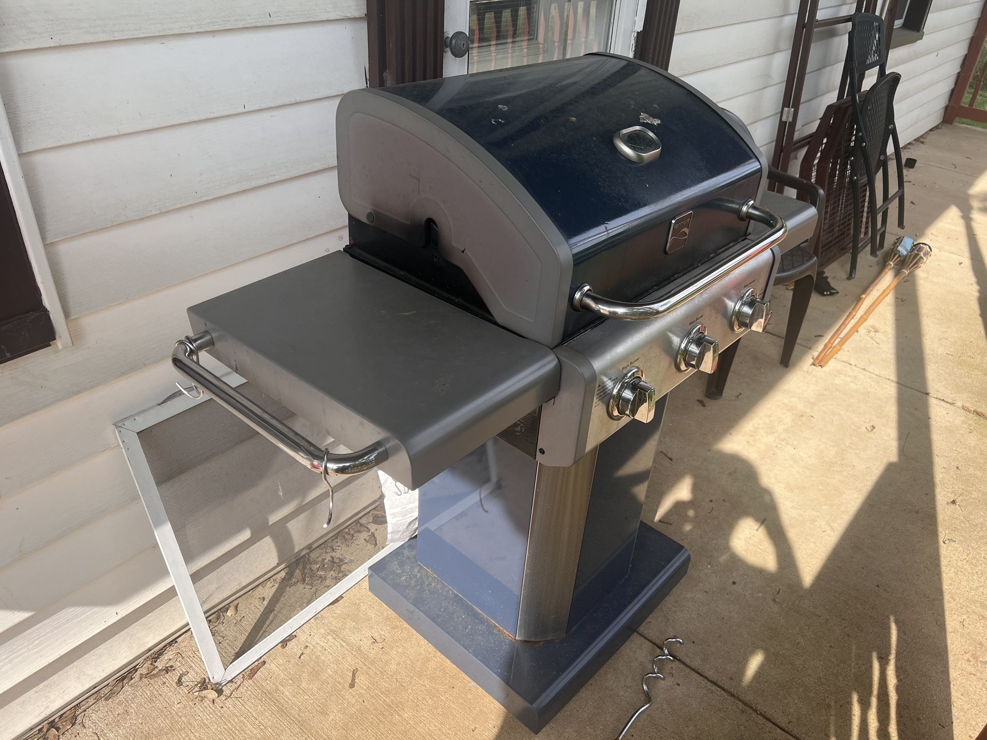 Kenmore Grill