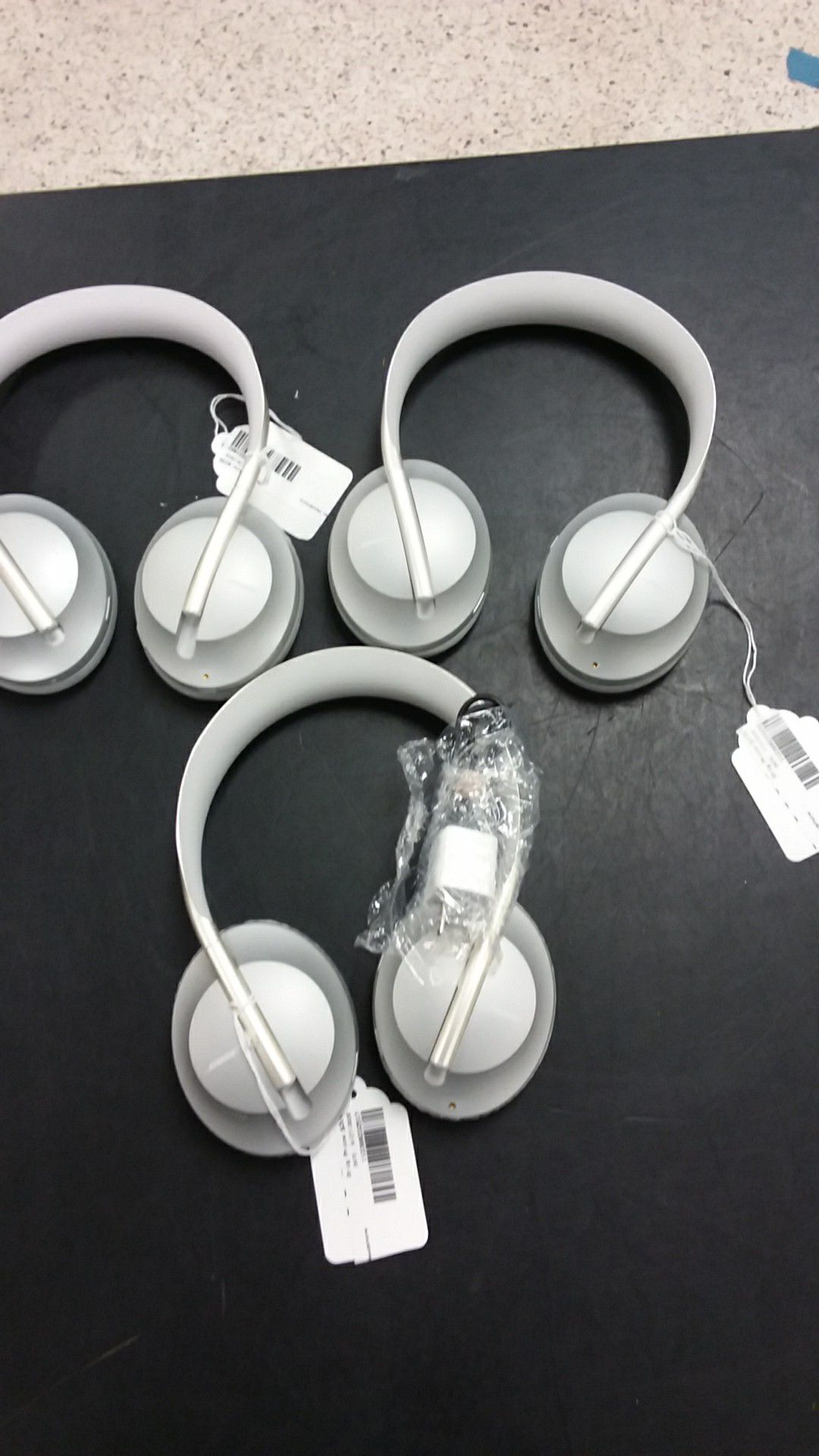 Bose 700 Noise canceling headphones