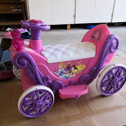 Riding Princess Wagon, 12V Battery Powered