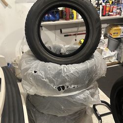 Winter tires Kumho wintercraft ice snow 235/50/18, 235 50 r18 from Lexus LS460