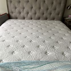 Mattress $200 For Sale 