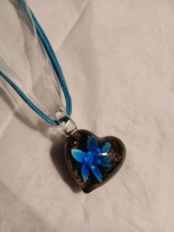 New 3D heart-shaped blue flower murano glass pendant necklace
