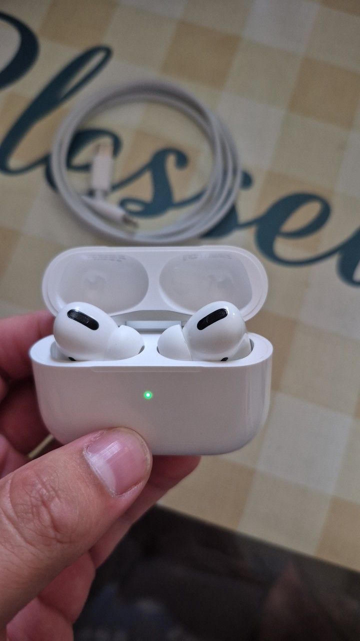 Apple Airpods Gen 2