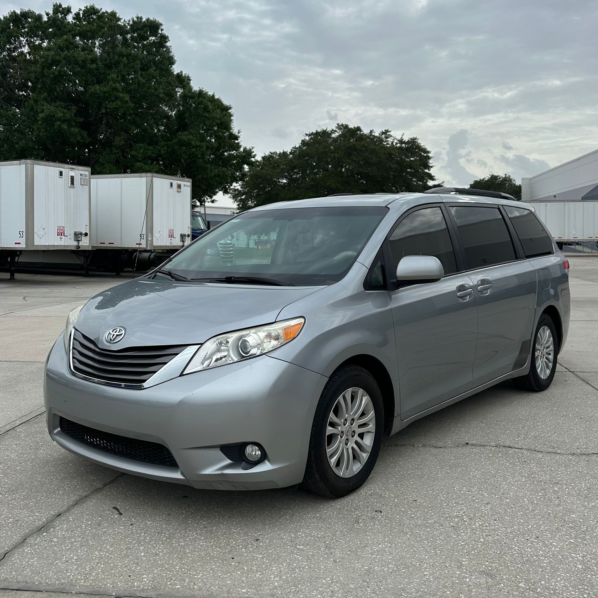 2011 Toyota Sienna