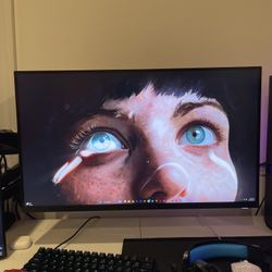 ALIENWARE Aw2725dm  Monitor stand included 