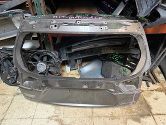 2011-18 Mitsubishi outlander tailgate