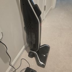 Bayless Vacuum Cleaner 