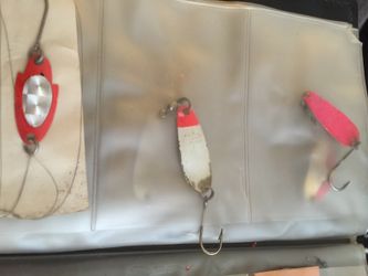 Vintage fishing lure lot