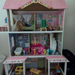 Doll House