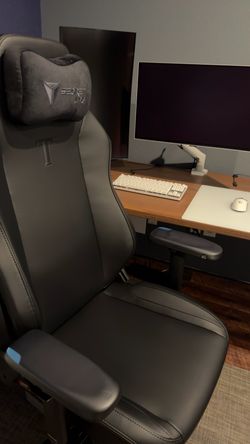 Secretlab TITAN Evo NanoGen™ Edition Pure Black Chair