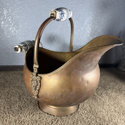Vintage Brass Copper Coal Scuttle Bucket Lion Handle Porcelain Grip Fireplace