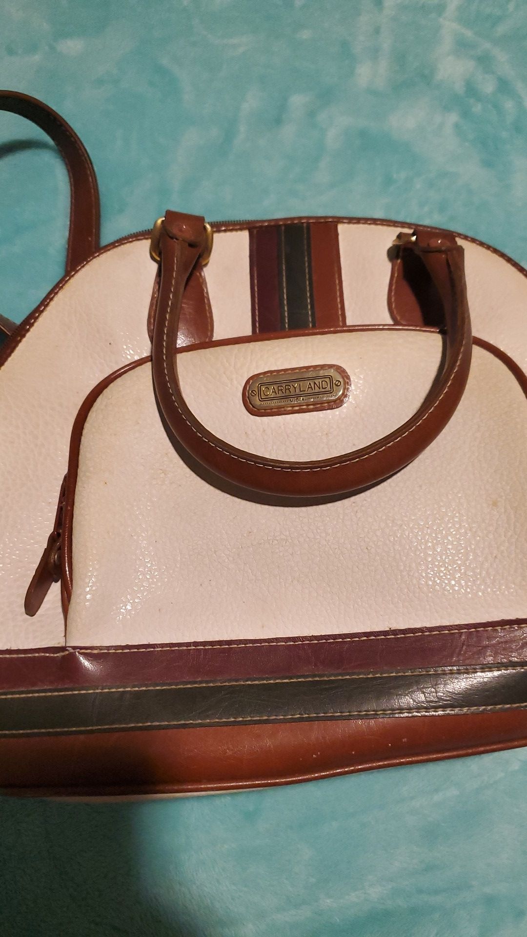 Carryland purse