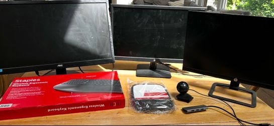 Triple Monitor & Computer Accessories Bundle