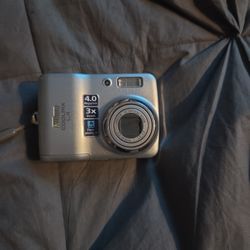 Nikon Color Pixel L4