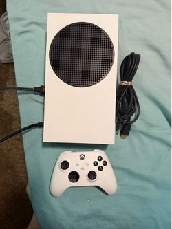 Xbox s comes with everything