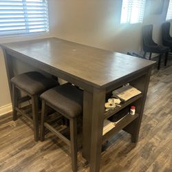Dining Room Table With 4 Chairs 