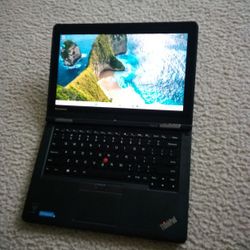 THINK PAD YOGA 12 ULTRABOOK LAPTOP TOUCHSCREEN WINDOWS 11 INTEL CORE 5 AND CHARGER