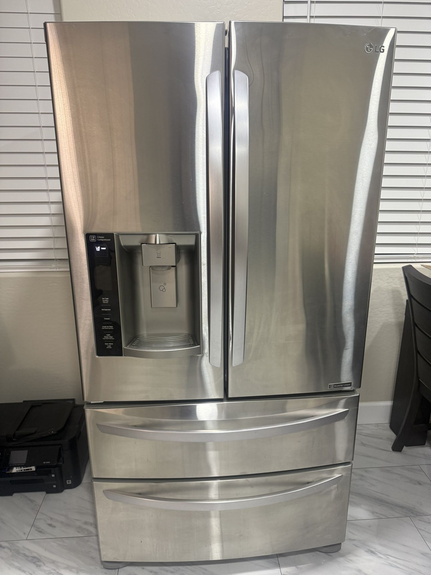 LG Refrigerator 4 Door French ..
