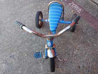 Vintage tri cycle