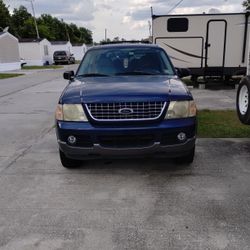 2004 Ford Explorer XLT 
