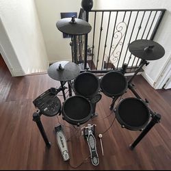 Alesis Electric Drum set / $900