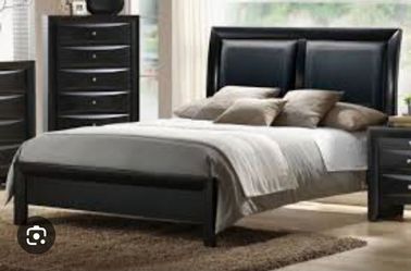 Queen bed  ONLY