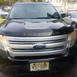 2011 Ford Explorer XLT 4 Wheel Drive 
