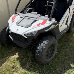 2023  Polaris Razor 200 Efi