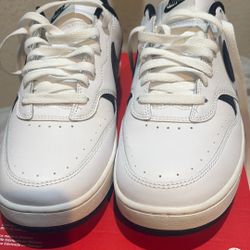 Nike Gamma Force 9.5