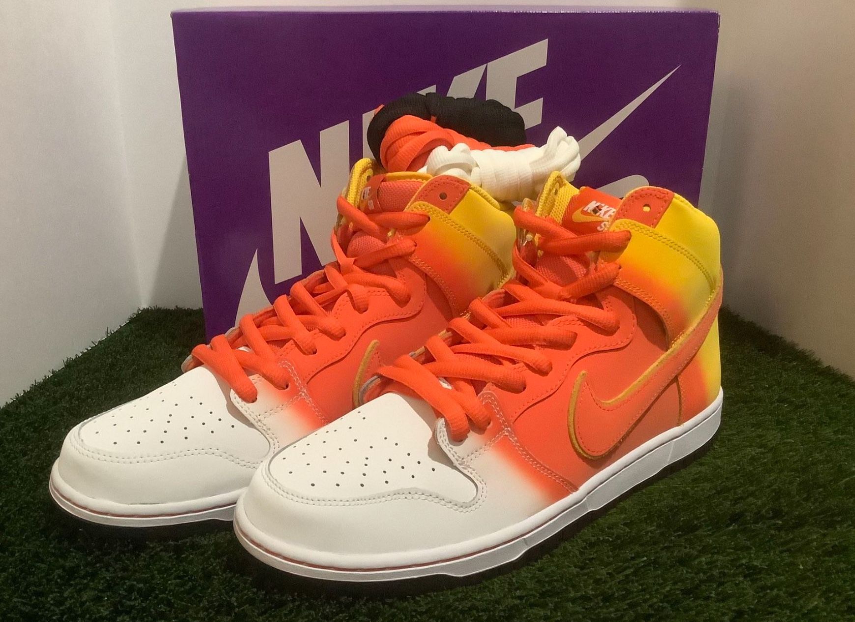 Nike SB Dunk High Sweet Tooth Candy Corn Size 11.5