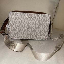 Michael Kors Crosbody  With Gift Box 