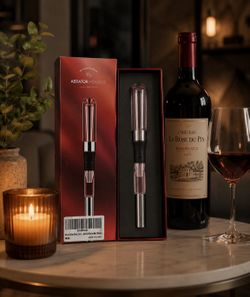 Wine Aerator Pourer Gift Set – Brand New in Box 🍷
