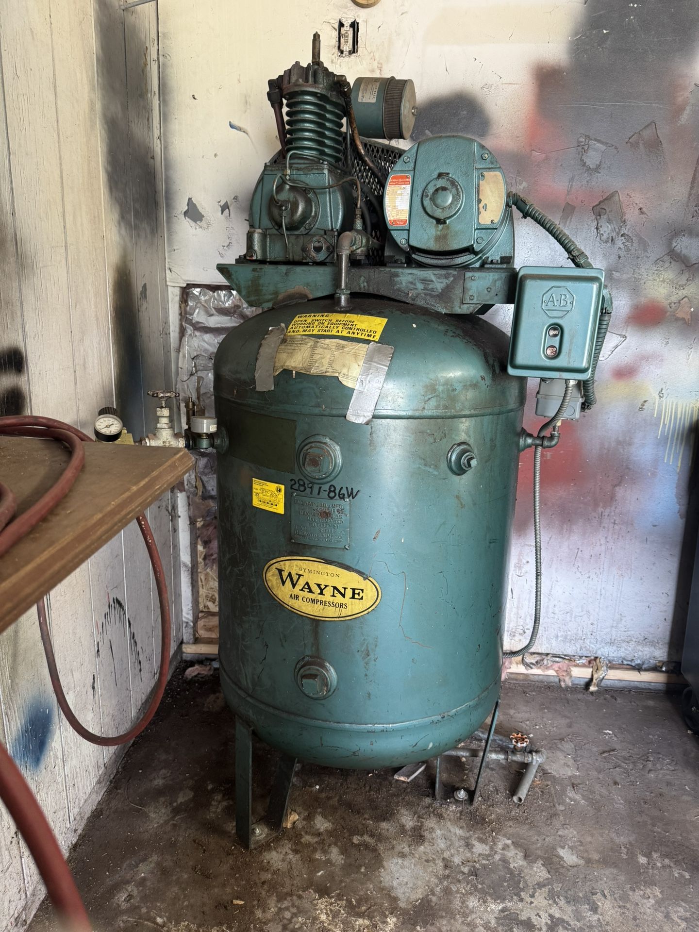 Symptom Wayne Air Compressor - Vertical