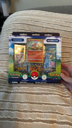 Pokémon Go Charmander Pin Set 