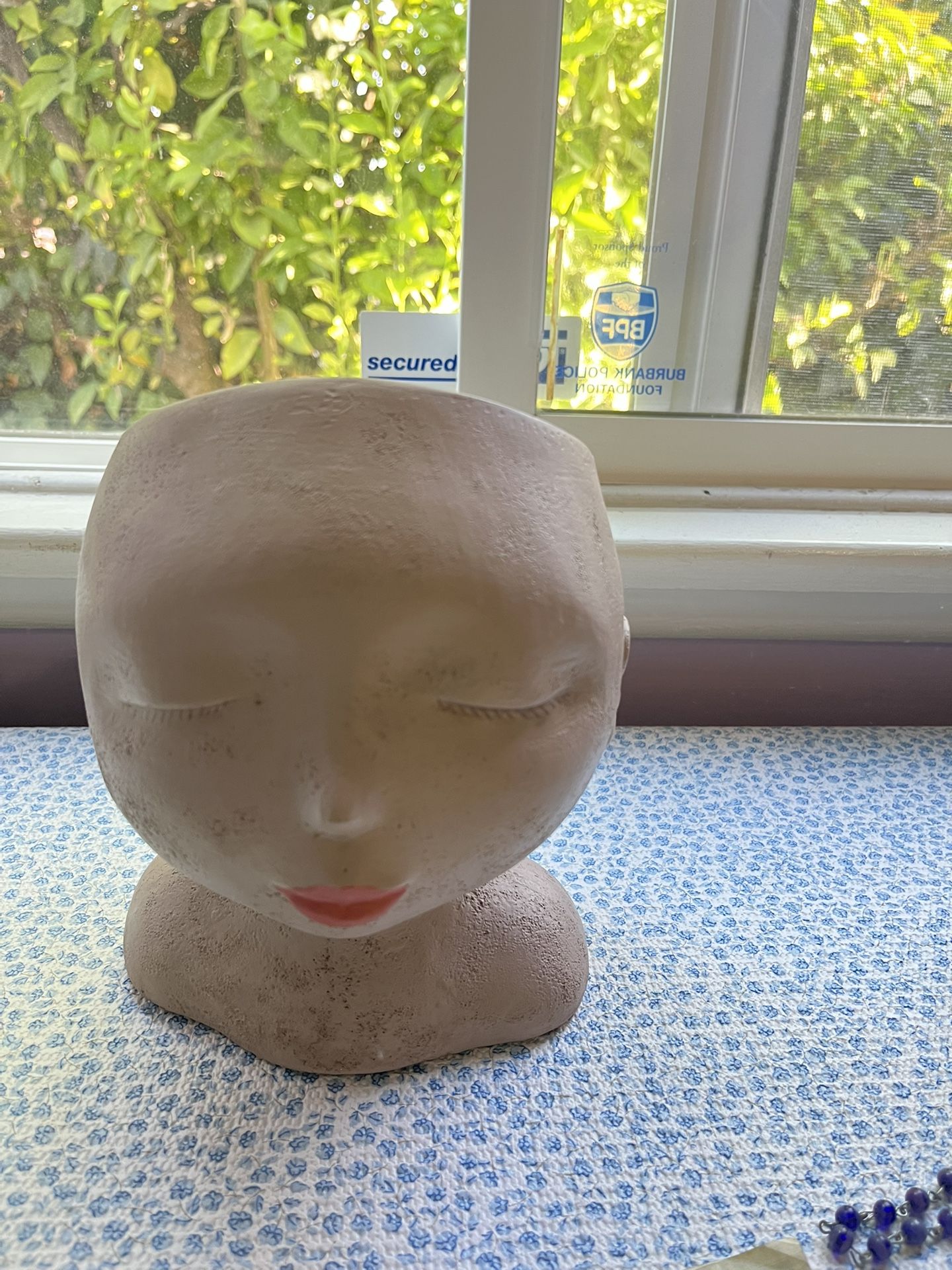 Plant Vase / Meditation Plant Holder 