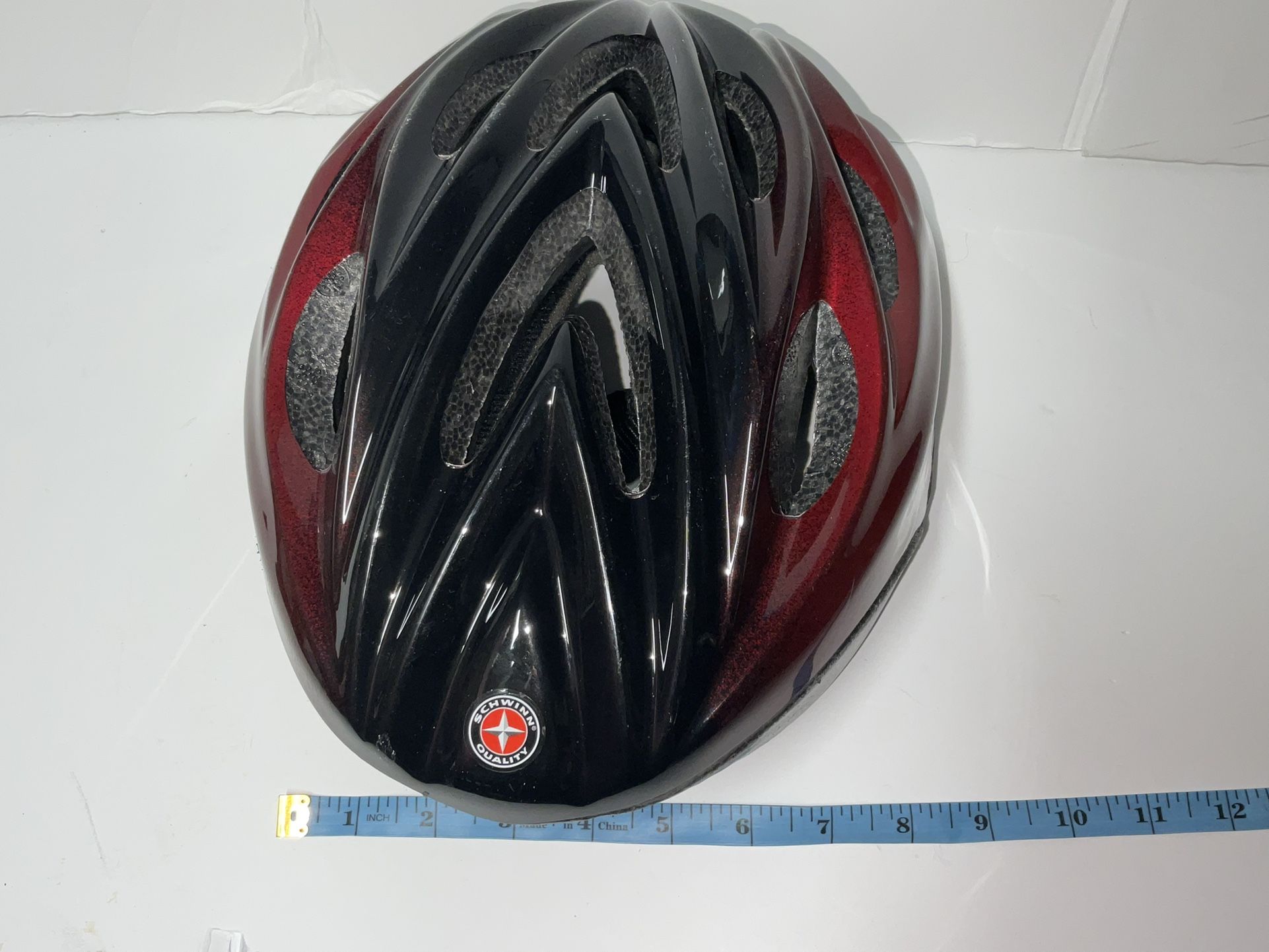 Schwinn Adjustable Fit Bicycle Helmet 14+ Adult Black Red Carbon SW171 Pre-owned, no apparent flaws, please see photos