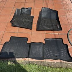 2016 Hyundai Tucson Limited  Weather tech floor mats 