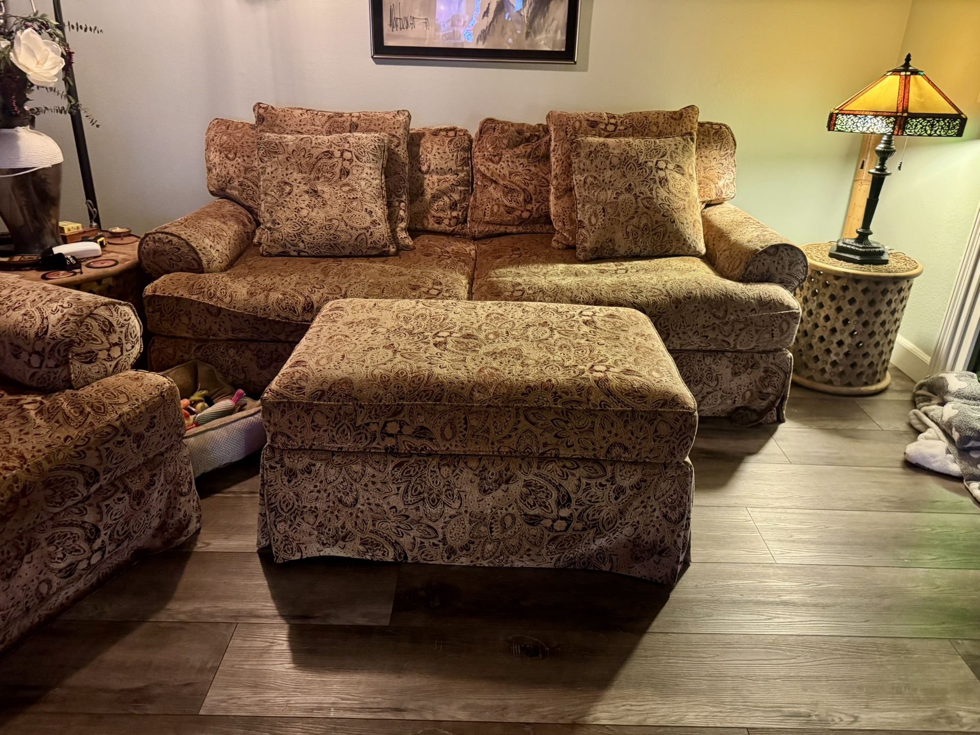 Z Gallery Sofa , Chair and Ottoman