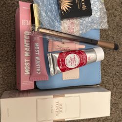 Makeup and a Toner Rice 