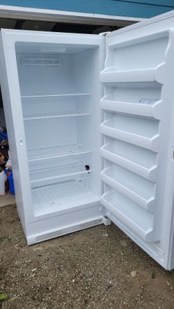 Upright freezer