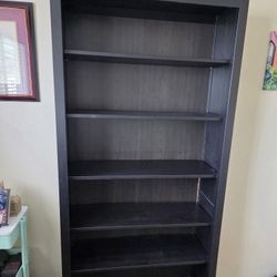 Free Ikea Hermes Bookshelf