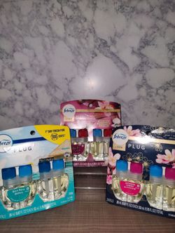 Brand NEW! 🏠   Febreze Plug In - Refills(((PENDING PICK UP TODAY))(